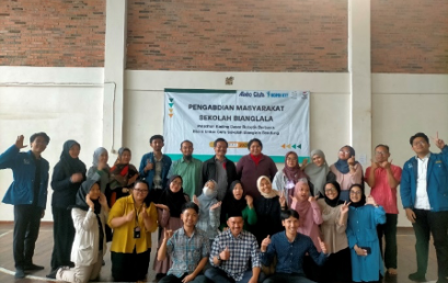 [Pengabdian Masyarakat]Pelatihan Koding Dasar Robotik Berbasis Block Untuk Guru Di SD Bianglala Bandung