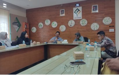 Universitas Telkom Sosialisasikan Teknologi AI untuk Klasifikasi Sayur dan Buah di BRMP Lembang